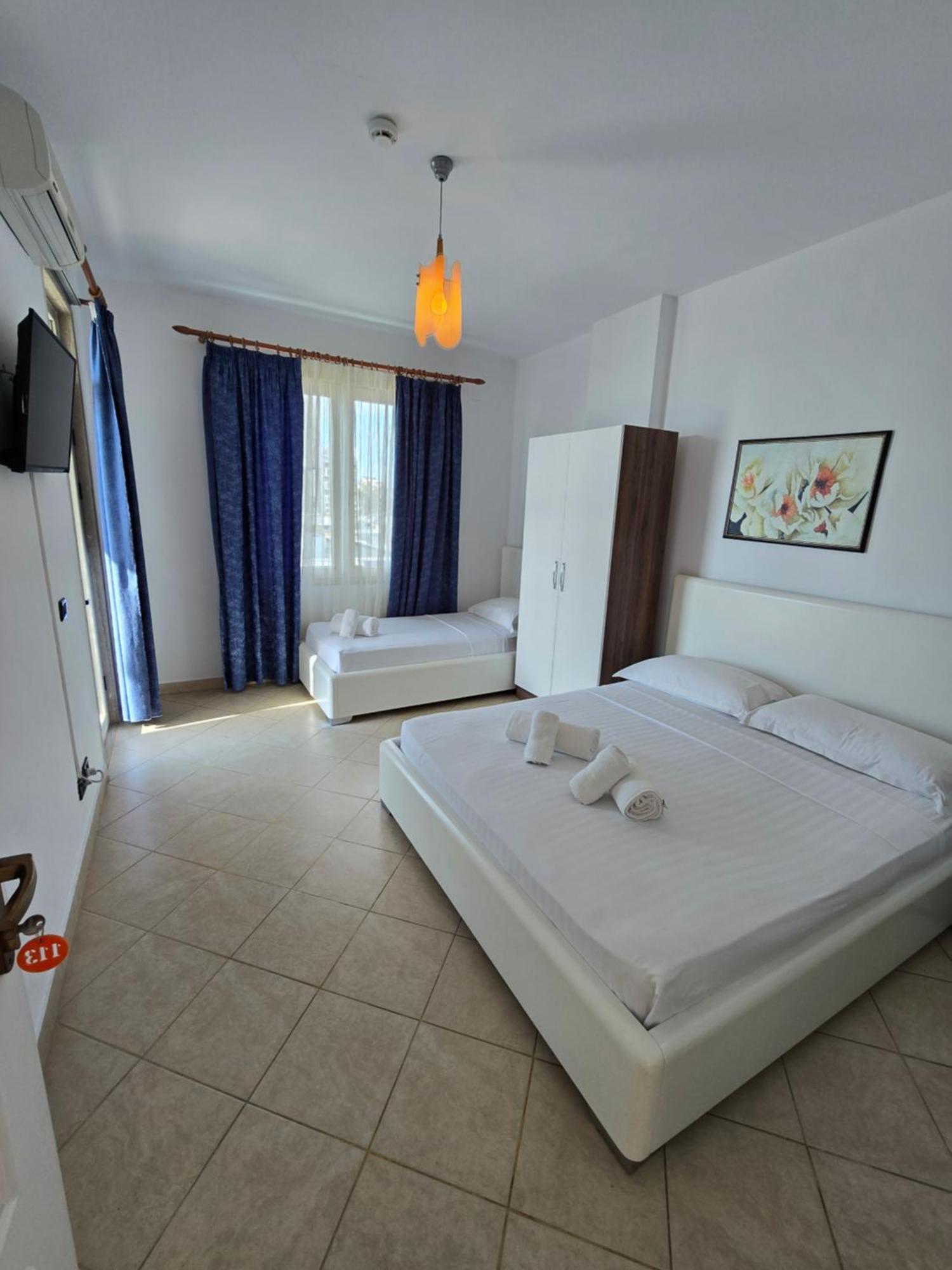 Hotel Blue Amr Škalngur Zewnętrze zdjęcie