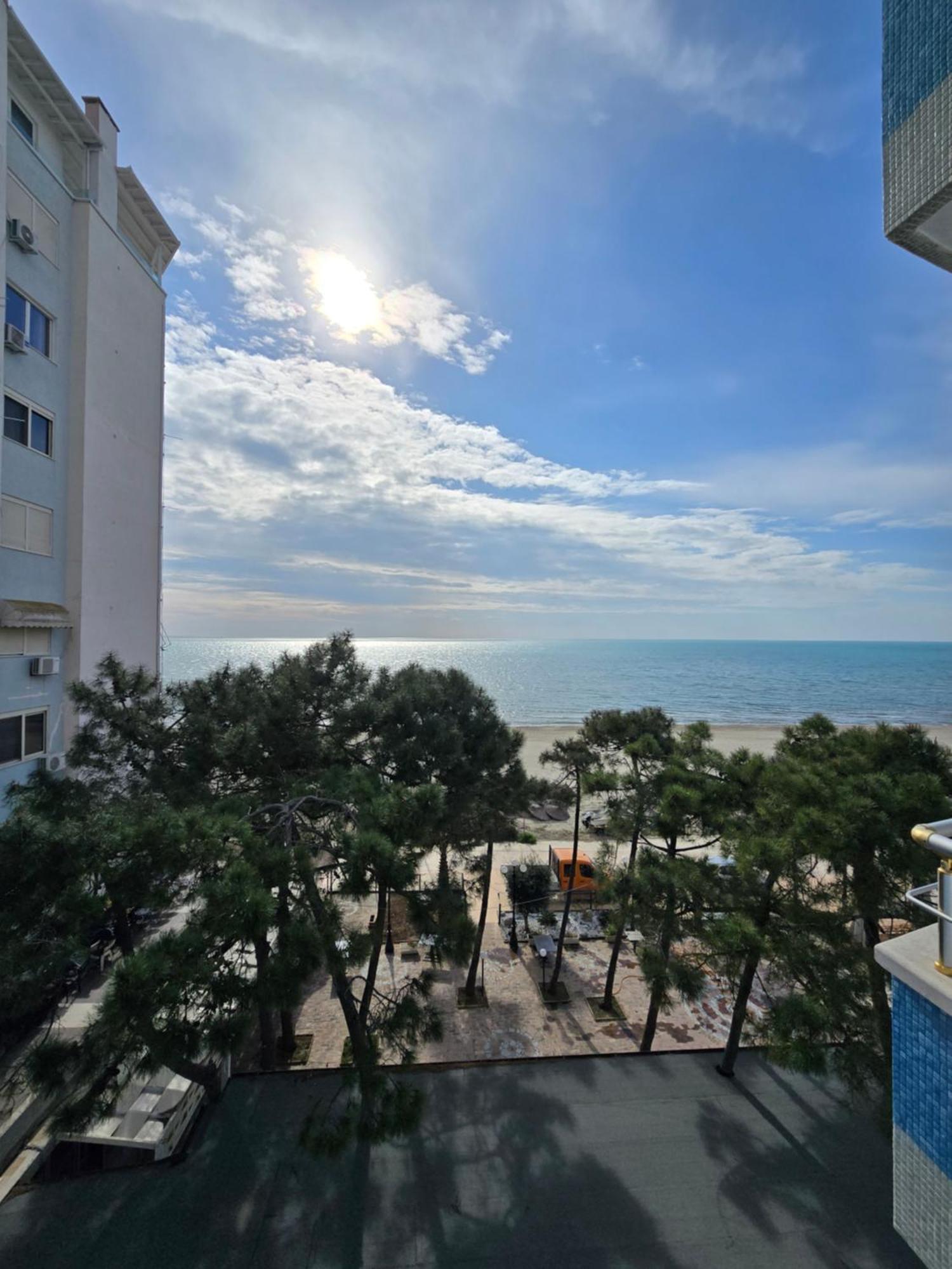 Hotel Blue Amr Škalngur Zewnętrze zdjęcie