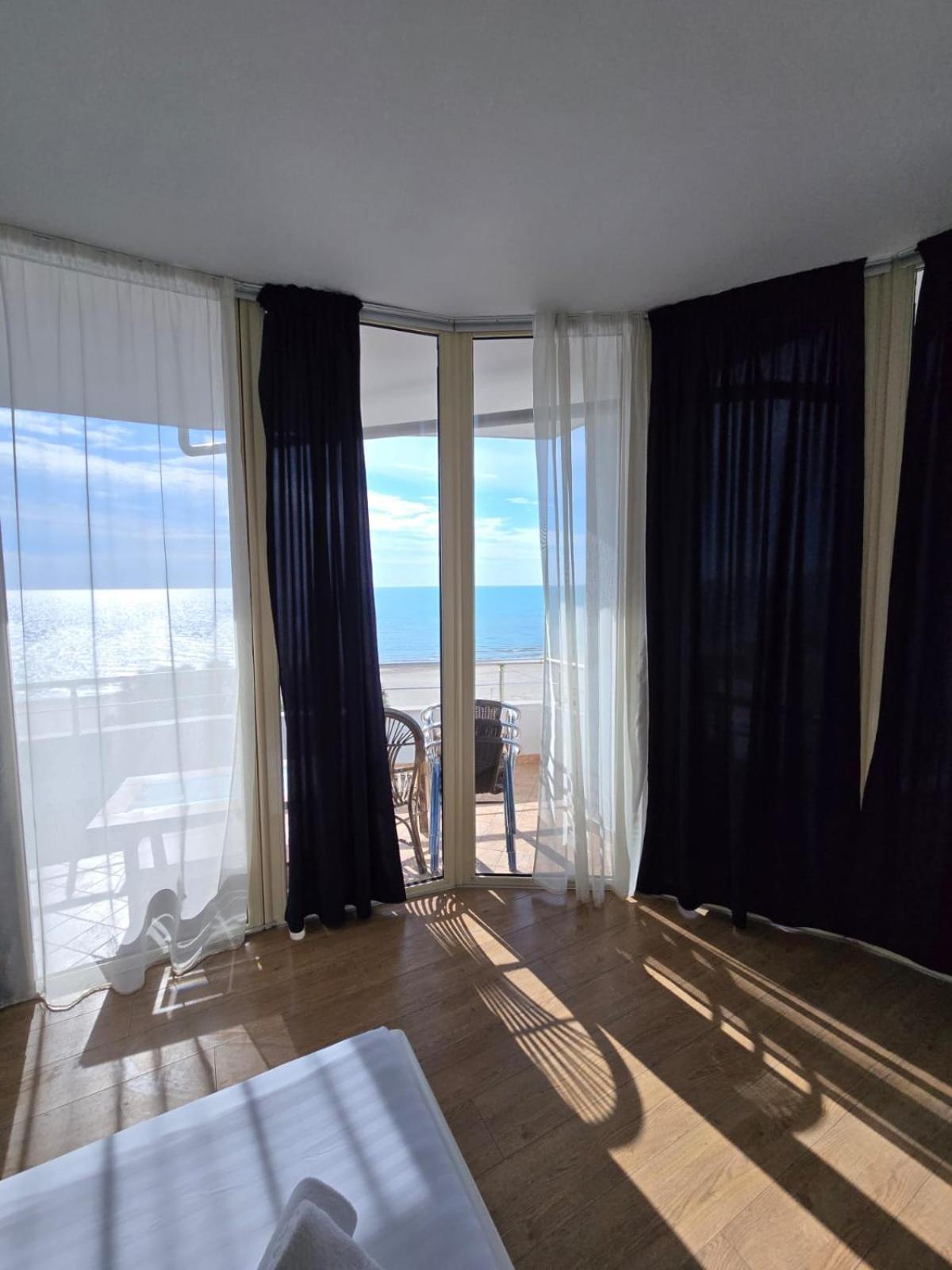 Hotel Blue Amr Škalngur Zewnętrze zdjęcie