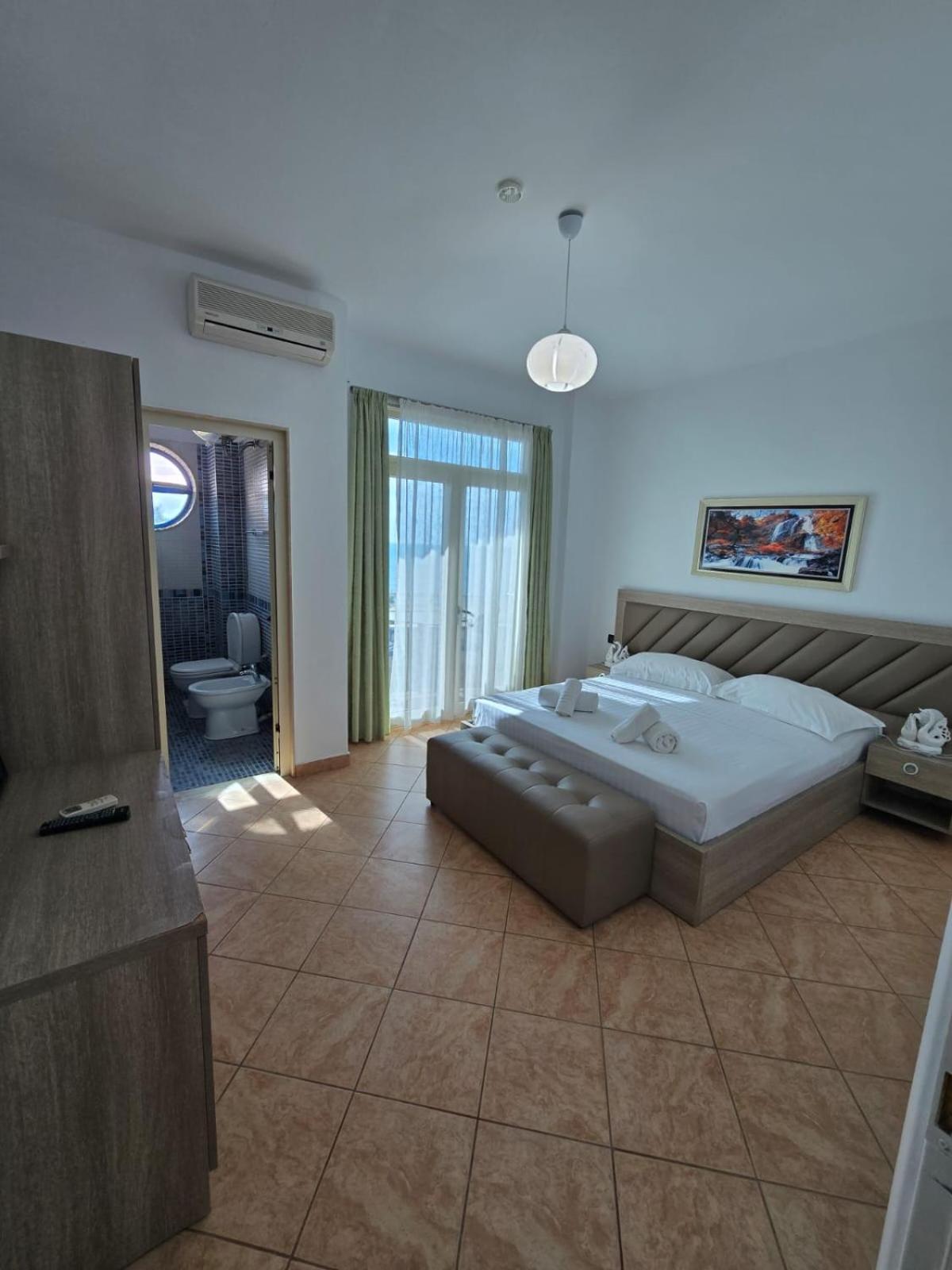 Hotel Blue Amr Škalngur Zewnętrze zdjęcie
