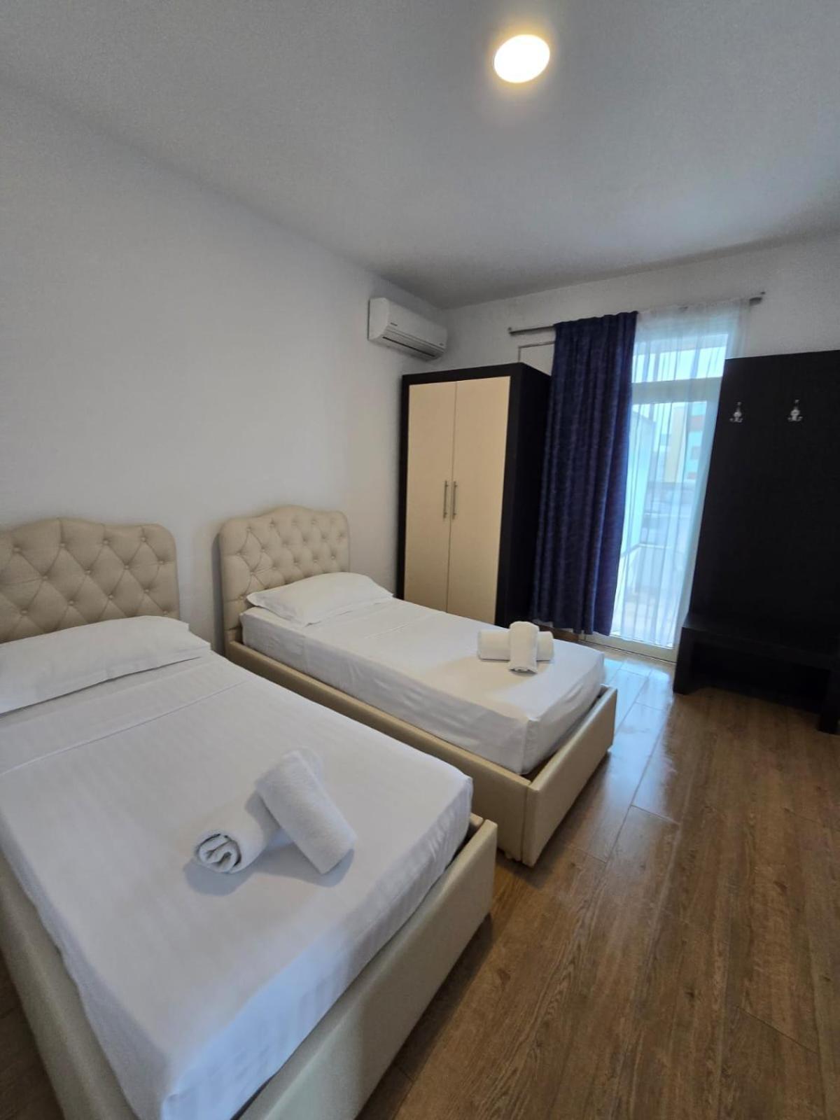 Hotel Blue Amr Škalngur Zewnętrze zdjęcie