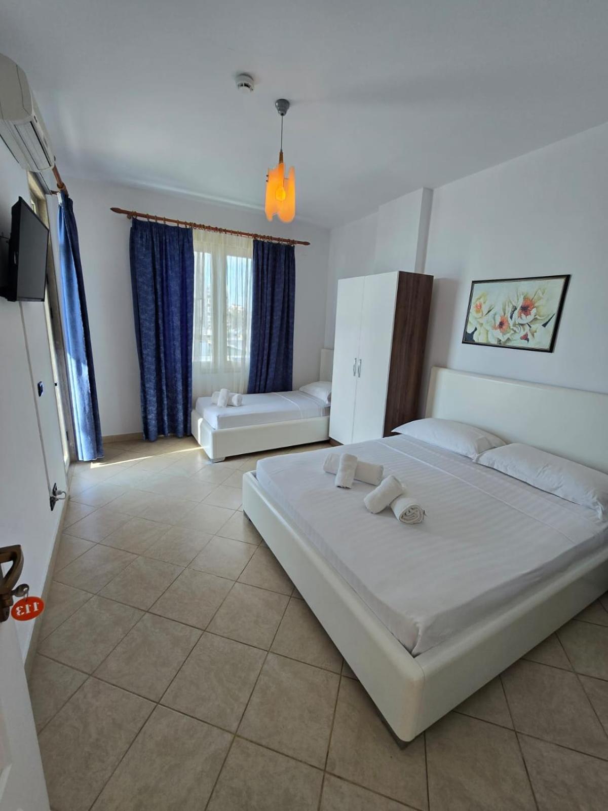 Hotel Blue Amr Škalngur Zewnętrze zdjęcie