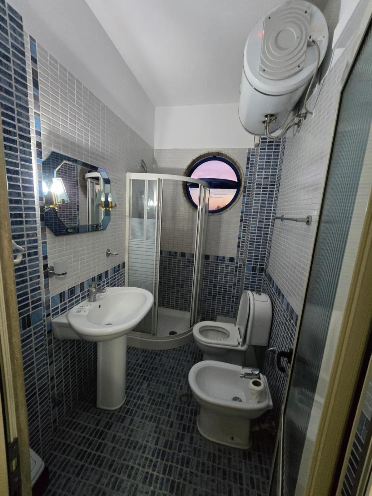Hotel Blue Amr Škalngur Zewnętrze zdjęcie